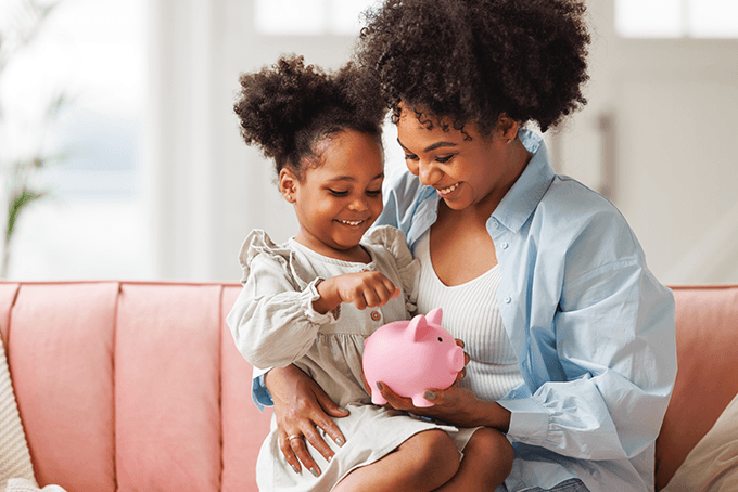 Money Lessons To Teach Your Kids at Every Age 