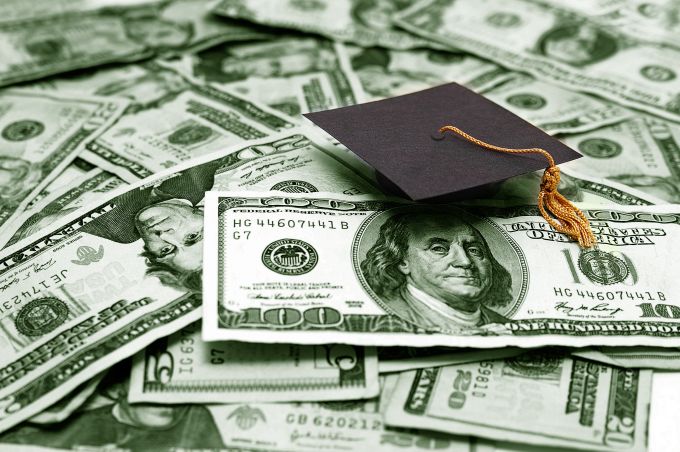 Student Loan Collections Just Restarted – What You Need to Know 