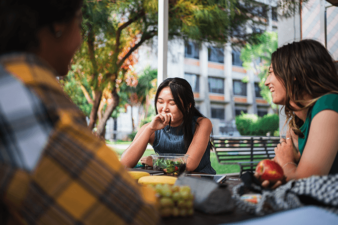 Cheap & Easy College Meals For Life on Campus 
