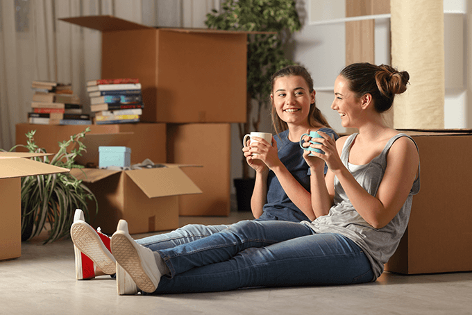 A Guide to Splitting Costs with Your Roommate 